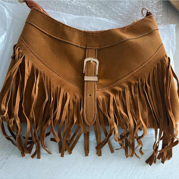 Fringed Tan Shoulder Bag New - Picture 2 of 4